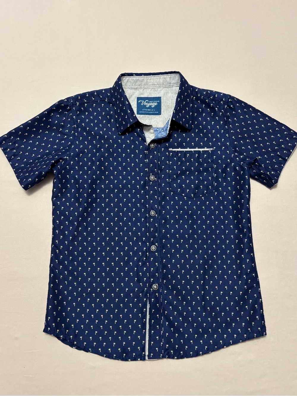 Voyager Kids Navy Short-Sleeve Palm-Print Button-Down Shirt Boys Size Small 6